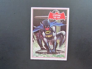 1966 Topps Batman Red Bat Card #39a Stopping The Sub - Imagen 1 de 2