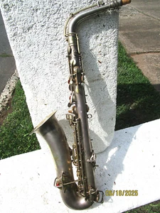 VINTAGE CONN NEW WONDER SERIES I C-MELODY SAXOPHON, ZWEIFARBIG, 1923, SAUBER - Bild 1 von 13