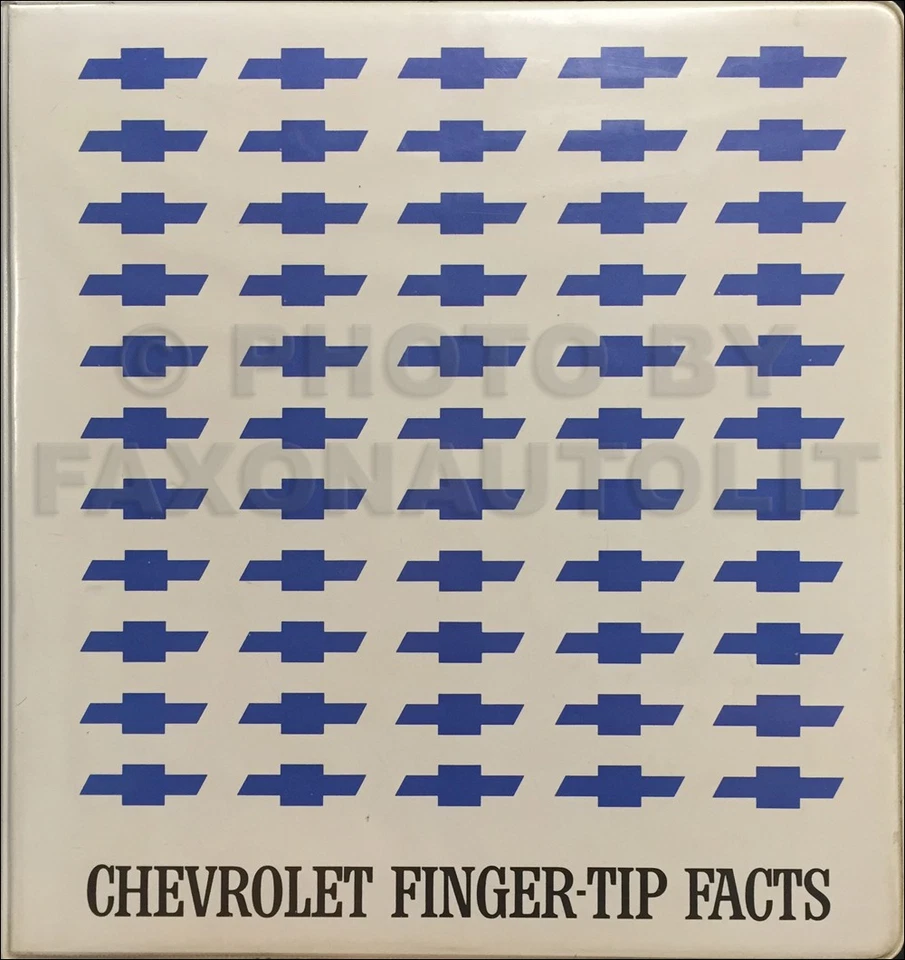 Chevrolet Car 1967 libro de datos con punta de dedo álbum de concesionario original Foto 1 de 4