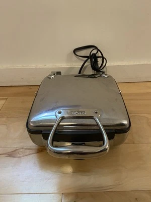 All Clad Waffle 4 Square Belgian Waffle Maker 6066 Stainless Steel - Image 1 of 4