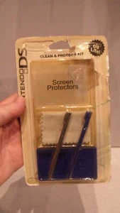Nintendo DS Lite Clean And Protect Kit Stylus Screen Protector Game Case Gr/Bl - Picture 1 of 2