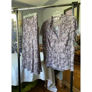 Women's 3X, Covington, 3 Piece Set = Skirt / Blouse and Tank Top. Gray Floral - Picture 1 of 16