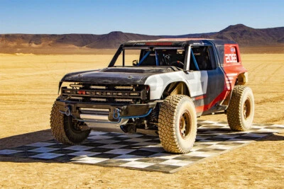 Impresión prototipo de coche de carreras Ford Bronco R decoración del hogar - PÓSTER 20x30 Foto 1 de 4