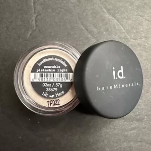 BareMinerals WEARABLE PISTACIO LIGHT Eye Color Pigment Shadow .02oz/.57g - Picture 1 of 3
