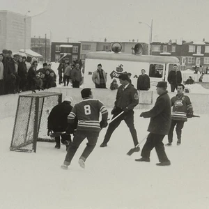 Vintage Hockey Game Photo Photograph Quebec Amateur Players - Picture 1 of 5