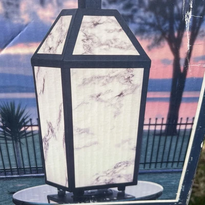 Linterna LED enchufable para el hogar Sterno acabado mármol interior/exterior Foto 1 de 4