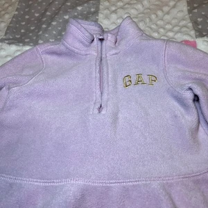 Baby Gap  Size 2T Fleece Pullover Top Purple Ruffle Peplum Hem Quarter Zip Neck - Picture 1 of 3