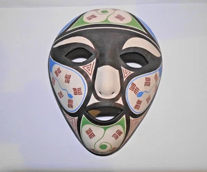 Vintage indigene venezolanische Keramik Ton ovale Gesichtsmaske Wandkunst 5 1/2" x 7" - Bild 1 von 3