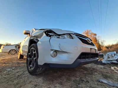 Used Driving Light fits: 2014 Subaru Xv crosstrek Fog-Driving bumper mounted 2.0 Foto 1 de 4