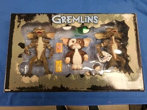 Gremlins 1980s NECA Box Set Gizmo Poker Player Stripe Nib Toy 3 Figures "NEU" - Bild 1 von 2