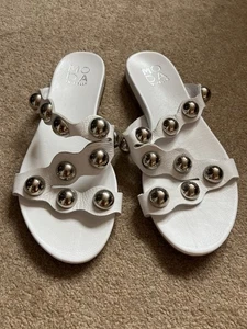 Moda In Pelle White Leather Slider Sandals UK 6 Silver Studs - Picture 1 of 8