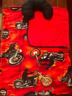 Alfombrilla para siesta PillowKudde para niños, motocicletas Foto 1 de 2