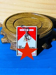 Paquete de cigarrillos Reds dije para pulseras, llaveros, collares y cremalleras - Imagen 1 de 2