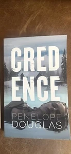 credence penelope douglas special edition Hello Lovely Box Signed - Foto 1 di 4