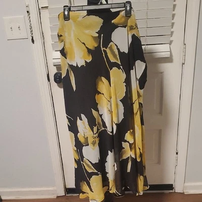 Maxi falda floral negra y amarilla Cato Foto 1 de 4