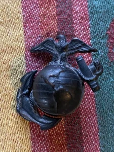 Cappello berretto US WW2 USMC Corpo dei Marines collare insegna EGA Eagle Globe ancora usato - Foto 1 di 3