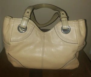Tignanello Tan Pebbled Leather Handbag Purse Multiple Pockets - Picture 1 of 10