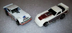 2 Hot Wheels Funny Cars 1977 Don Snake Prudhomme Army & 1998 Hershey's - Picture 1 of 4