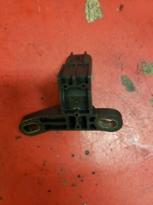 2007 - 2009 Mazda CX-7 Engine Crankshaft Position Sensor OEM - Image 1 of 2