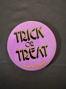 Truco o trato de 1980 Feliz Halloween botón pinback American Greetings - Imagen 1 de 2