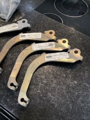 Nos 1986-2002 E 250 F250:parking Brake Lever E6TZ-2A637-A - Image 1 of 3