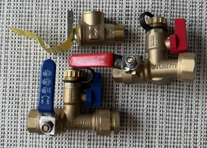 NEU HPSF01-3/4" Durchlauferhitzer Serviceventil Kit mit Überdruckventil - Bild 1 von 13