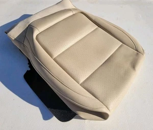 Genuine Volkswagen Tiguan Bottom Seat Cover Beige Leatherette OEM Upholstery - Picture 1 of 10