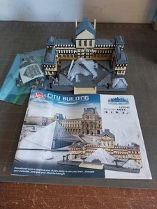 Juego de micro bloques de construcción de arquitectura de la ciudad de Lezi ladrillos de museo del Louvre - Imagen 1 de 7