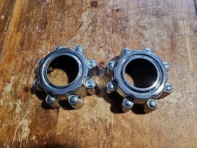 1999 - 2004 Ford F250 F350 8 Lug Front Center Cap F81A-1A096-B Open 4x4 SRW 2 - Image 1 of 4