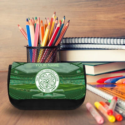 Personalisiertes schwarzes Federmäppchen/Schminktui von Celtic - Name hinzufügen - PCB 1076 - Bild 1 von 3