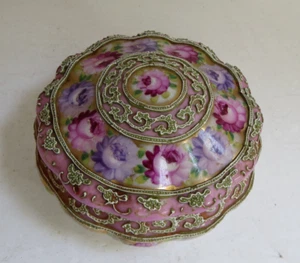 Antique Nippon Moriage Covered Jar Flowers - Roses - Picture 1 of 10