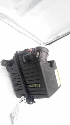2009 Hyundai Santa Fe Air Cleaner Assembly OEM 281112B000 129K Miles - Изображение 1 из 4