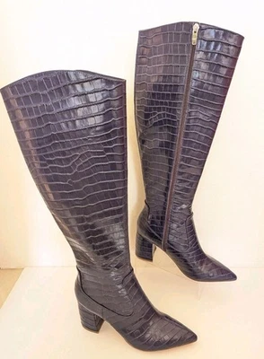 MARC FISHER Botas de Tacón de Vestido Cuero Repujado Cocodrilo Púrpura "Retie 4" Talla 10 Foto 1 de 4