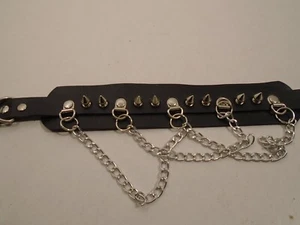 Dog Collar Metal  Spikes Studded Riveted Adjustable buckled Black 17"L x2 " Wide - Picture 1 of 3