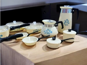 Vintage 18 Piece Corningware Pots, Pans, Lids, Tea Pot, Coffee Miniature Toy - Picture 1 of 17