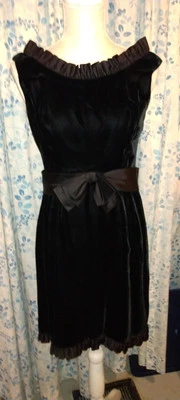 Vestido negro vintage de terciopelo talla 11 Foto 1 de 4