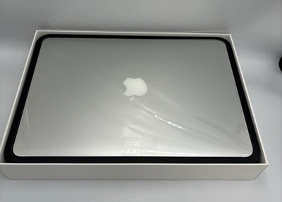 Apple MacBook Pro MGX72LL/A 13.3" Retina 128GB SSD – Silver – Brand New - G3QH - Image 1 of 4