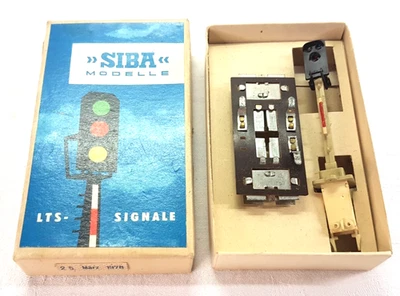 👍  SIBA - PIKO Lichtsignal H0  Signal OVP  5457113/519/00003  rot/grün/gelb - Bild 1 von 3