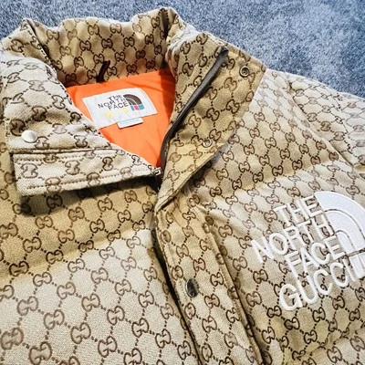 CHAQUETA WITER MONOGRAMA THE NORTH FACE X GUCCI GG TALLA M Sin sudadera con capucha Foto 1 de 4