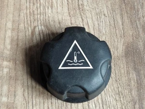 Peugeot 207 1.4 radiator cap 2010 year - Picture 1 of 3