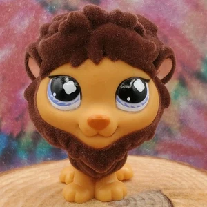 Littlest Pet Shop LPS #809 Fuzzy Flocked Lion, Some Flock Missing - Picture 1 of 8