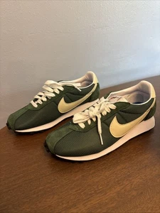 Nike W LD 1000 Tannengrün Khaki-Weiß Größe 9,5 Retro Vintage Look Schuh Nike Schuhe - Bild 1 von 8