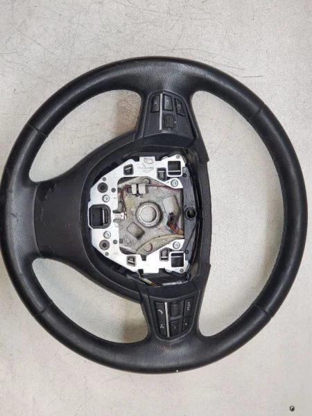 2011 BMW 550i Steering Wheel 8186640, 7842807 - Image 1 of 4