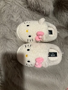 Hello Kitty Plush House Slippers Color: White|Size: Small - Picture 1 of 3