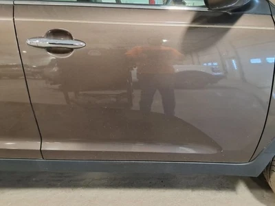 (LOCAL PICKUP ONLY) Passenger Right Front Door Without Solar Fits 10-16 SPORTAGE Foto 1 de 4