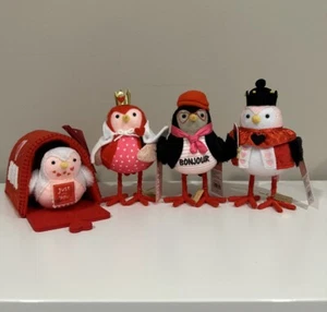 Target Spritz Feathery Friends 2024 Valentine’s Day Birds Set of 4 NEW - Picture 1 of 1