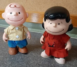 VINTAGE PEANUTS CHARLIE BROWN LUCY HARD PLASTIC 7 INCH MOVEABLE LIMBS HONG KONG - Picture 1 of 10