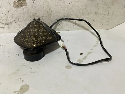 Luz de freno trasera Yamaha YZF-R1-2005 Foto 1 de 4