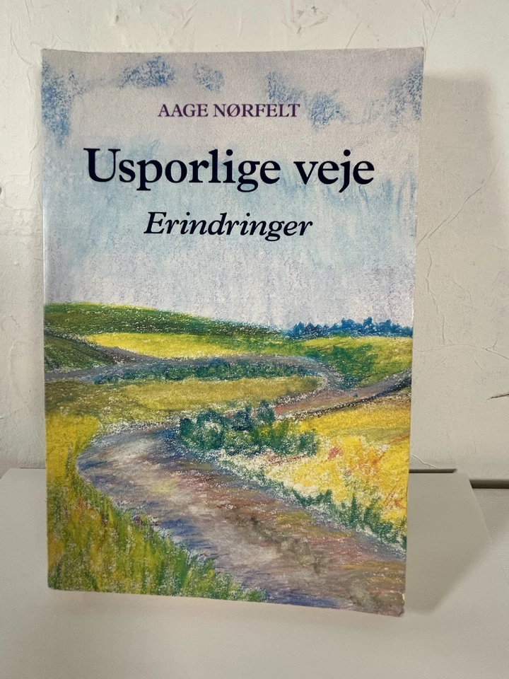 Usporlige Veje: Erindringer by Aage Norfelt (Paperback) - Image 1 of 4