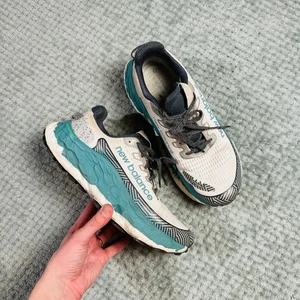 New Balance Fresh Foam X More Trail V3 Freizeit Jogging Laufschuhe weiß türkis  - Bild 1 von 8